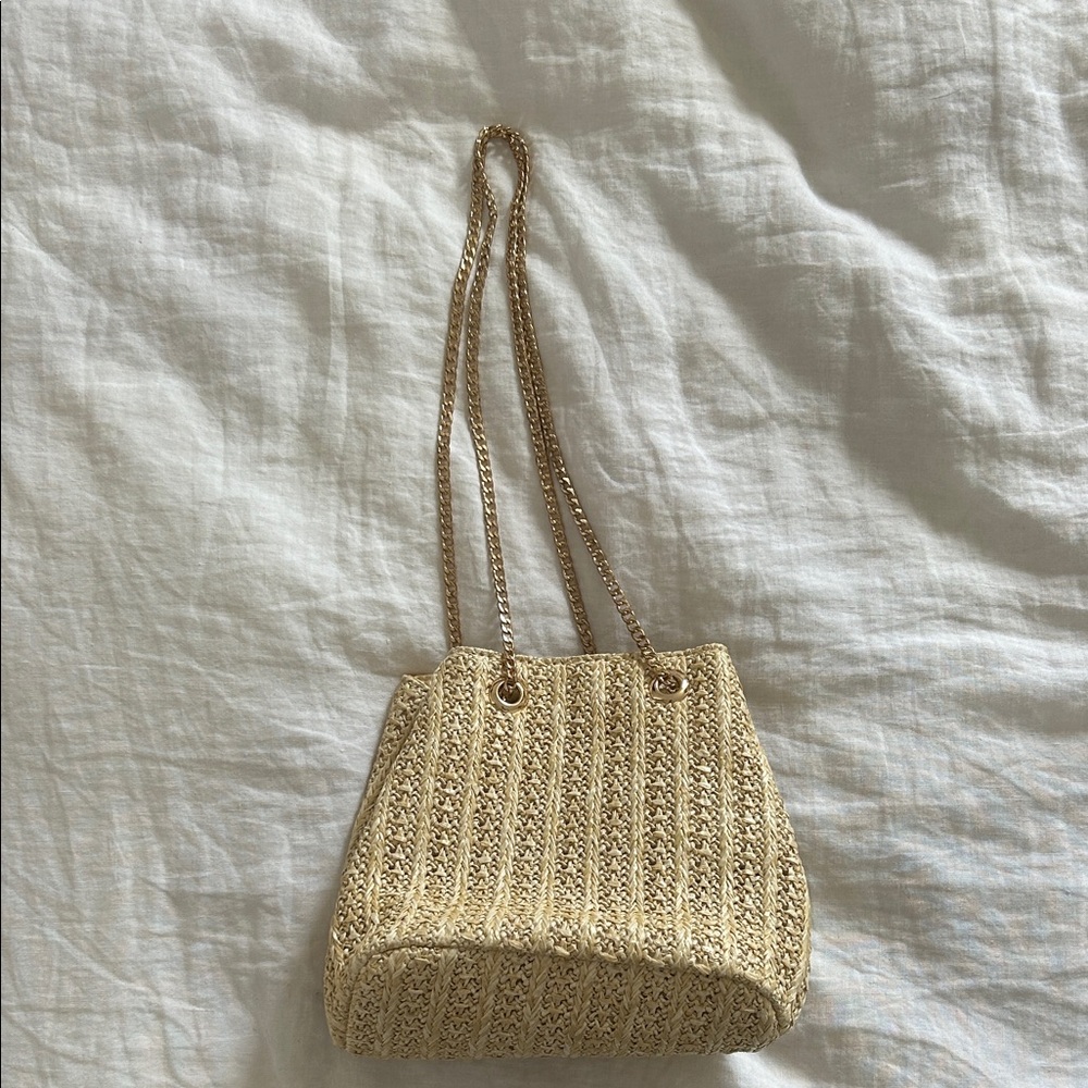 🌸DONATING 10/3🌸 Tan Woven Purse